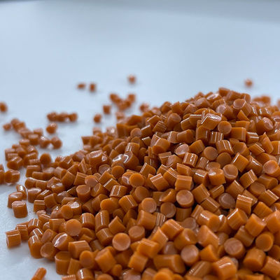 انعطاف پذیری ساحل A 60-95 رنگ تطبیق دار TPU تزریق قالب بندی با مقاومت آب و هوا برتر کفش کفش مواد اولیه