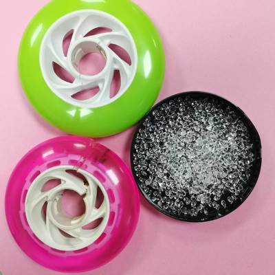 مواد خام TPU برای کاستر سختی خوب: ساحل 74-85D برای انتخاب مقاومت در برابر فرسایش ، مقاومت در برابر خوردگی. طول عمر طولانی ، مقاومت در برابر دمای پایین / بالا ، انتخاب خوبی برای اسکت ها