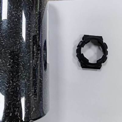 ذرات TPU اصلاح شده بازدارنده شعله می توانند در رنگ سفارشی شوند