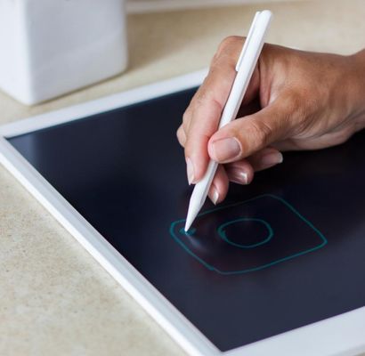 مواد TPU رسانای قالب‌گیری تزریقی برای لوازم جانبی الکترونیکی