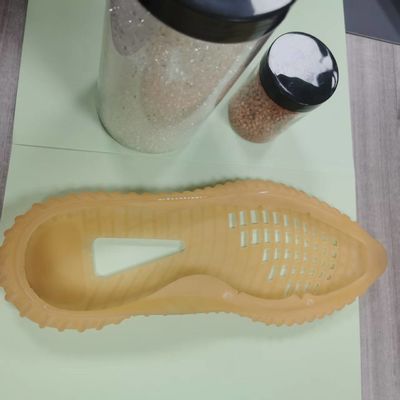 85A سیاه انعطاف پذیری مواد رسانا Tpu مقاومت شیمیایی عالی کفش مواد خام کفش بیرونی قیمت خوب