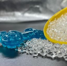 مواد خام TPU روان بودن بالا بازتاب خوب مقاومت در برابر فرسایش شفافیت بالا انعطاف پذیری عالی