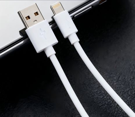 TPU رسانایی، مقاومت سطحی پایدار، چقرمگی خوب، مقاومت سایشی عالی برای لوازم جانبی الکترونیکی