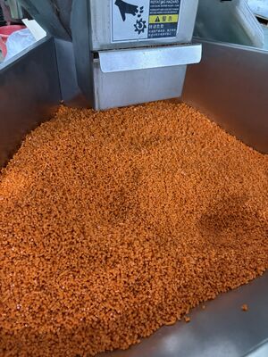 تولید قیمت رنگ تطابق مواد TPU با مقاومت پاریدن بالا و سختی تقویت شده مناسب برای برنامه های قالب بندی تزریقی