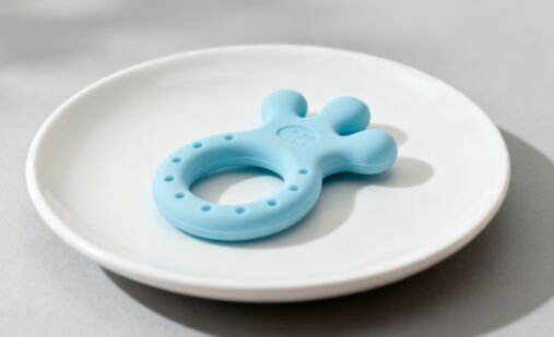 گلوله های TPE، نرم، غیر سمی، سازگار با محیط زیست، مواد اولیه برای محصولات قالب گیری روزانه